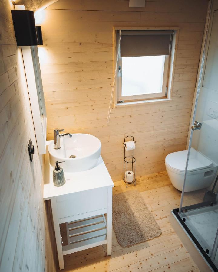 Glamping - 25 Min Roermond, Maasmechelen & Maastricht Hotel Kinrooi Ngoại thất bức ảnh