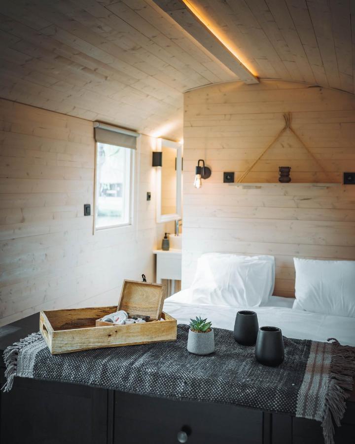 Glamping - 25 Min Roermond, Maasmechelen & Maastricht Hotel Kinrooi Ngoại thất bức ảnh