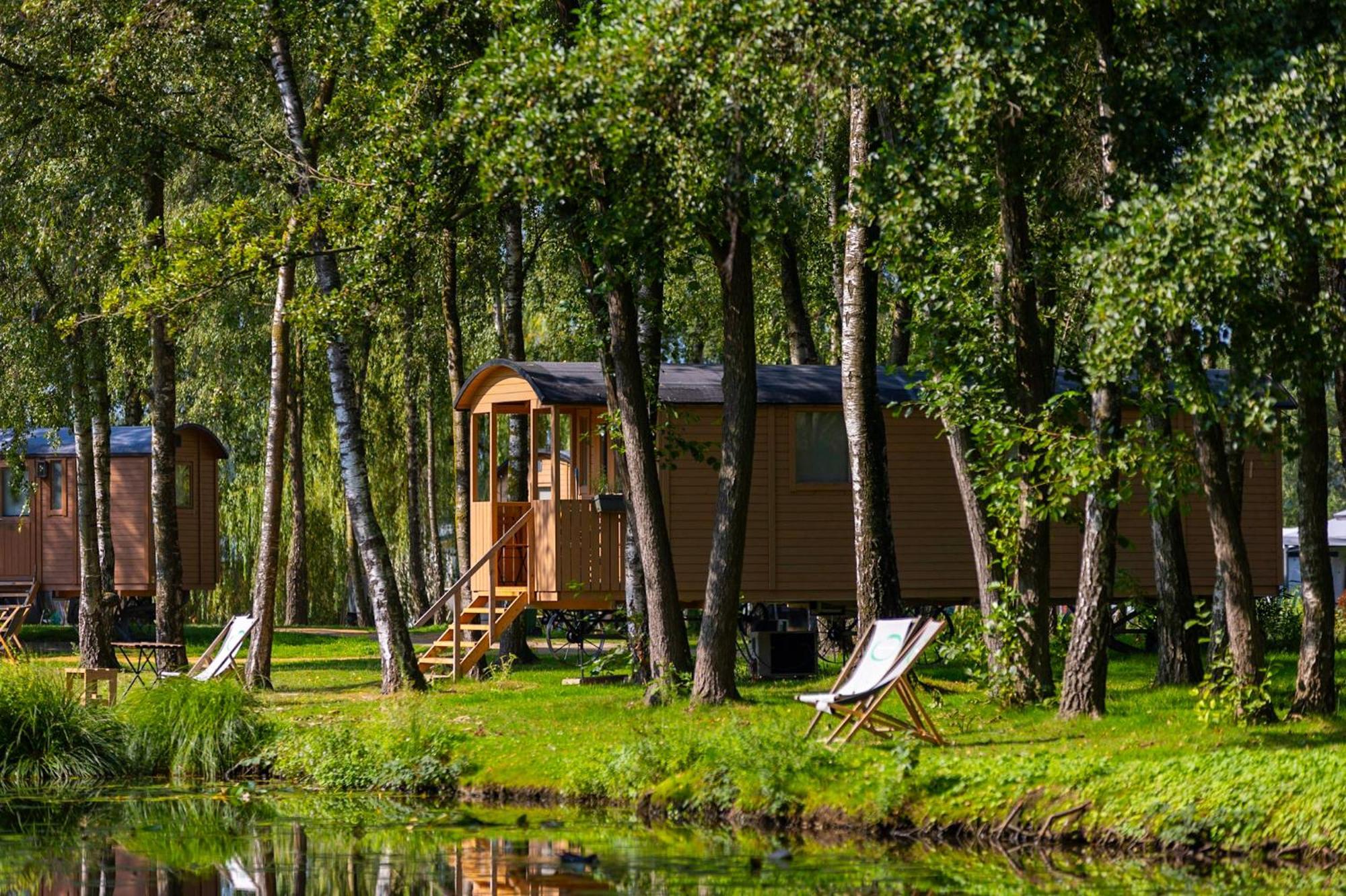 Glamping - 25 Min Roermond, Maasmechelen & Maastricht Hotel Kinrooi Ngoại thất bức ảnh
